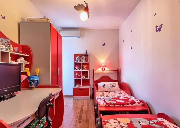 Apartmán Luxury Black&white With Pool Trogir