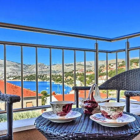 Luxury Black&white With Pool